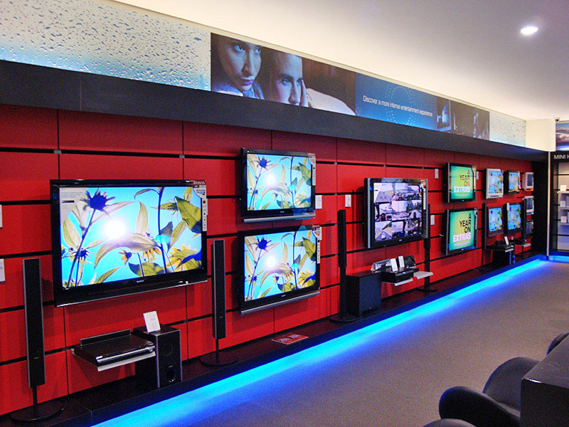 T2+ Retail Modular Display System - Walls+Forms, Inc.